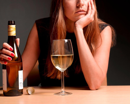 Анонимное лечение женского алкоголизма в Ангарске